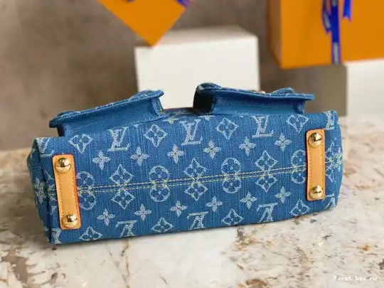 First bag ru VUITTON LOUIS VINTAGE DENIM 0522